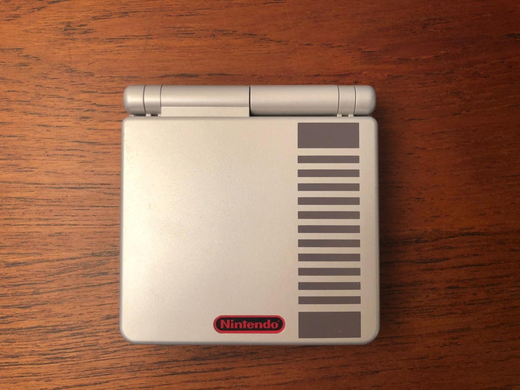  [ESTIM] GameBoy SP NES edition en boîte Img_5020