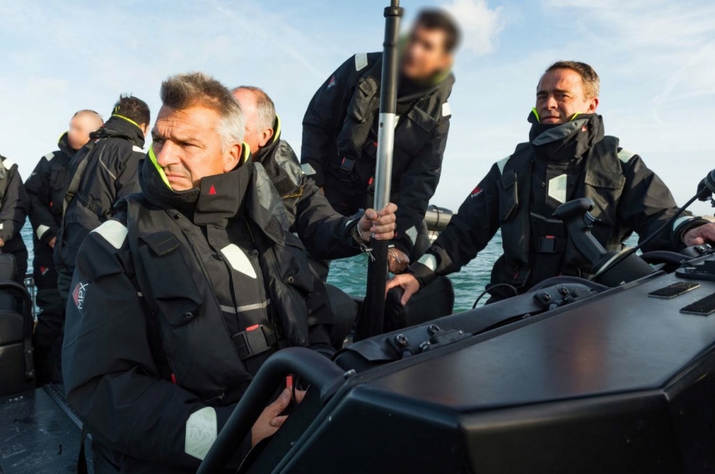 Entrevue interview  avec le contre -amiral commandant les fusillers-marins de Toulon Alfusc10