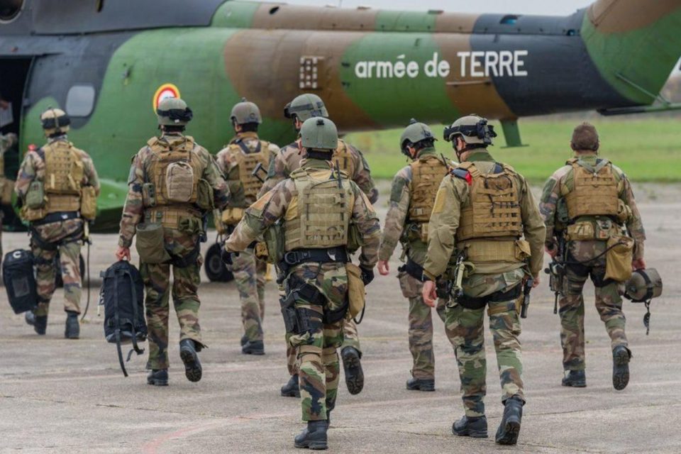 l'armée  de terre se prépare a créer un bataillon de réservistes du renseignement  Prox1446