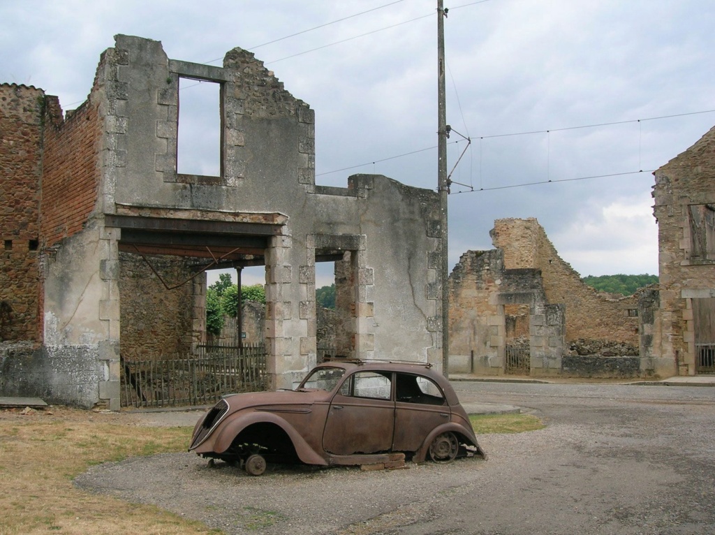 UNE MECENE ALSACIENNE  FAIT UN DON. POUR ORADOUR SUR GLANE Prox1571