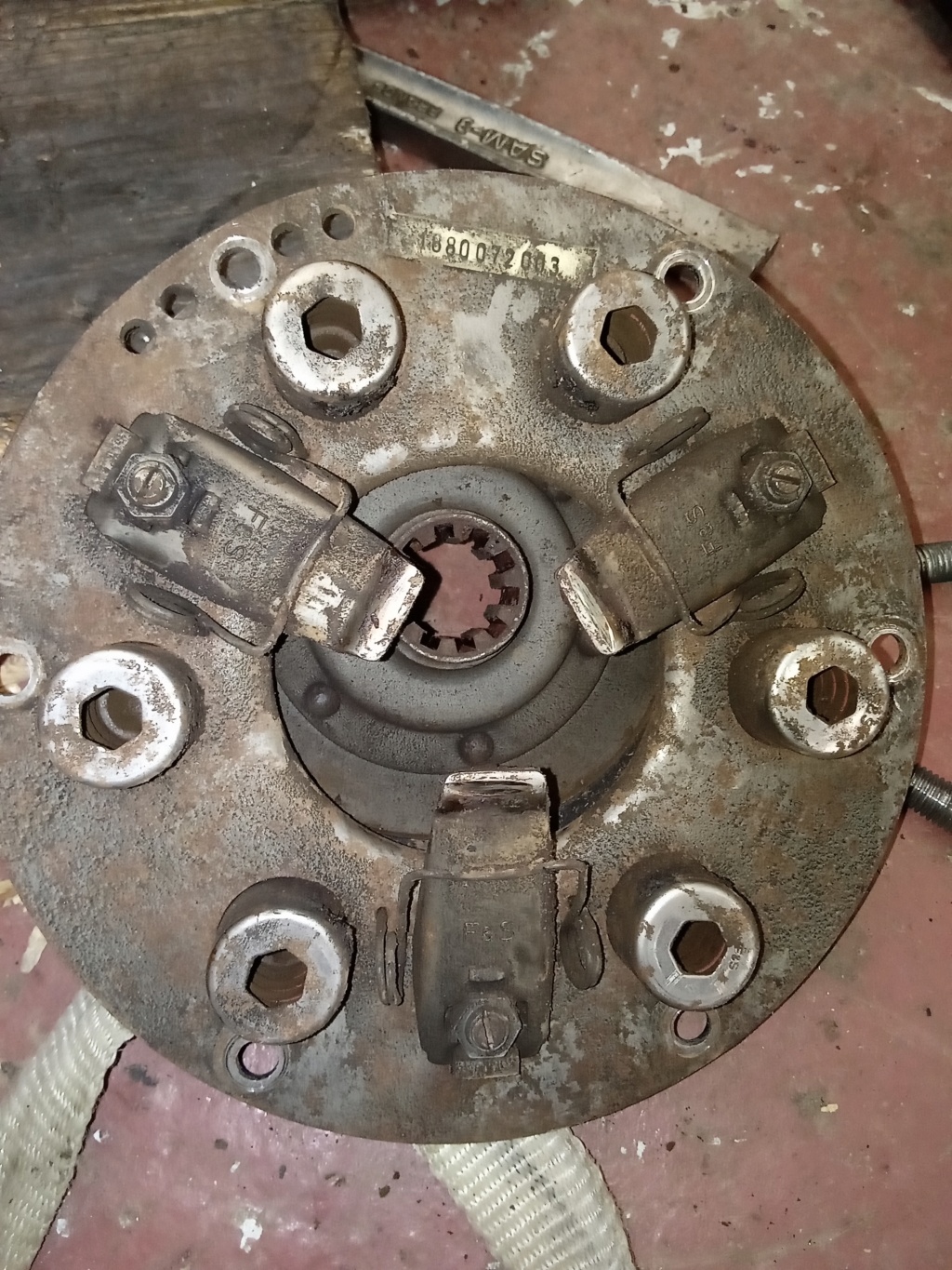 motoculteur - RECHERCHE POUR HOLDER e12 Img_2153
