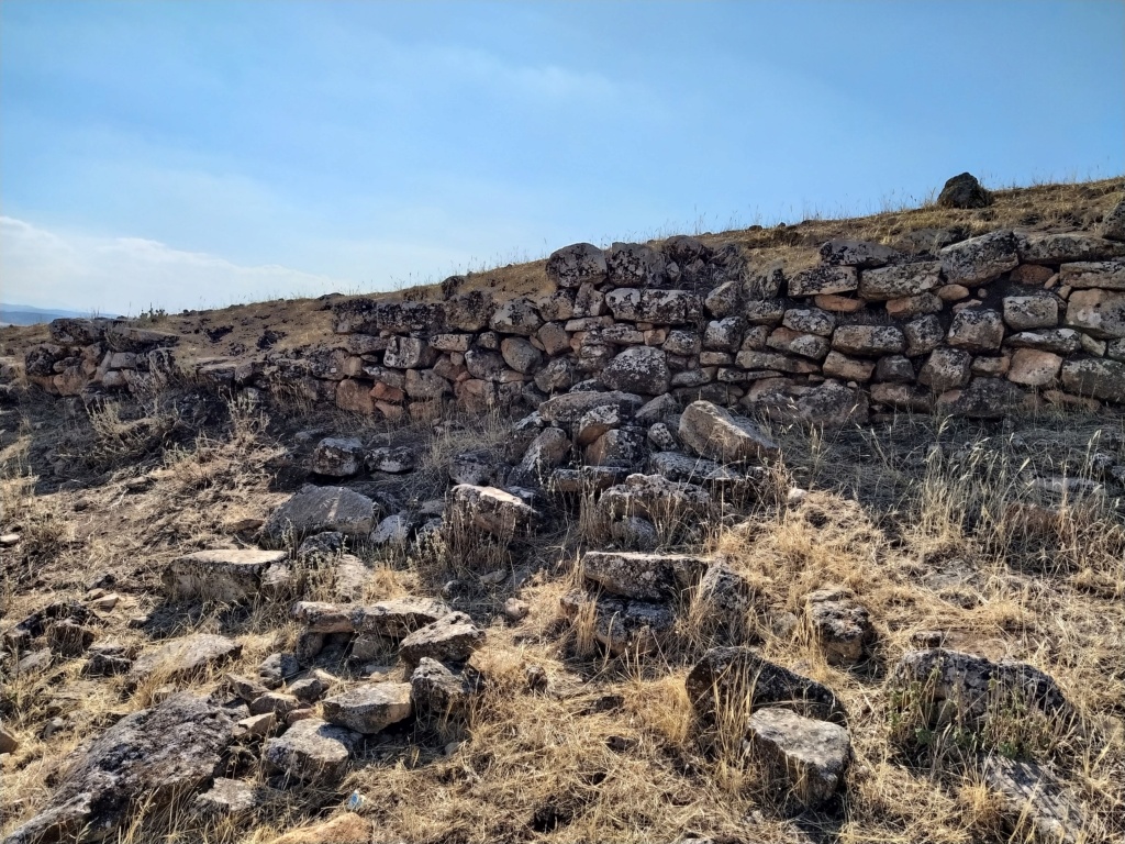 Descubren en Algarinejo una ciudad fortificada con 5.000 años de antigüedad 2021-116