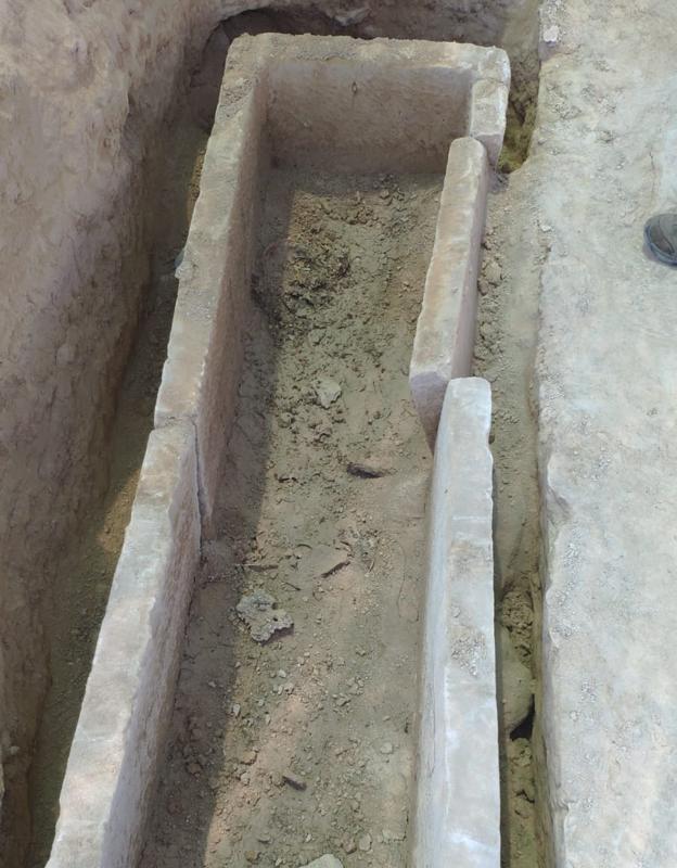Investigadores de la UMU hallan un sarcófago de época visigoda en la necrópolis romana de Los Villaricos, en Mula Sarcof10