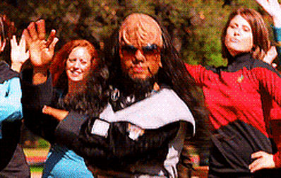 star trek klingon vor"cha-class battle cruiser - Page 2 Enviou10