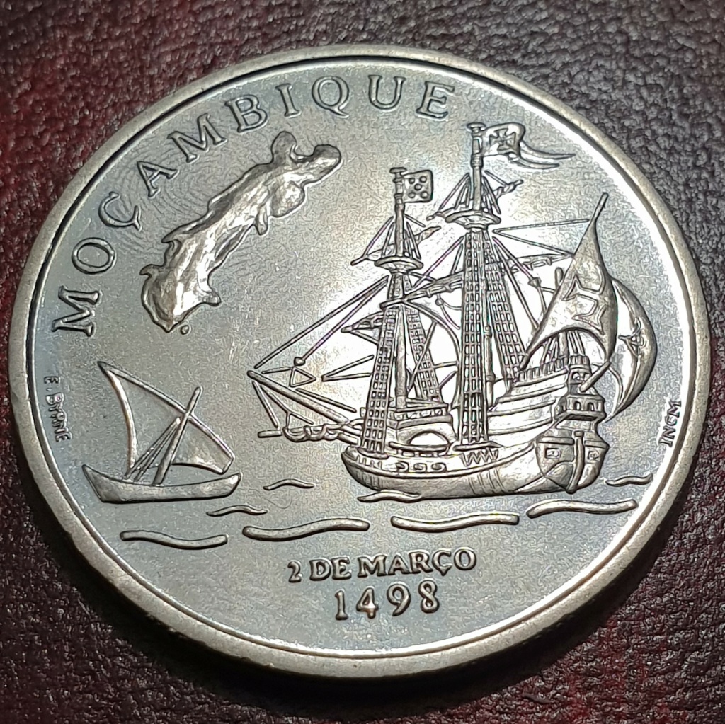 200$00 de 1998 ( Moçambique ) Republica Portuguesa Mozamb13