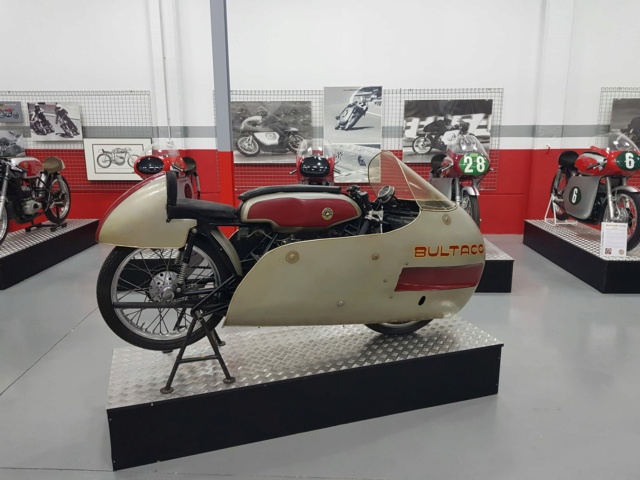 bultaco h3 -registronex - Bultaco GP 175 - Pájaro Loco - Página 2 Whatsa14