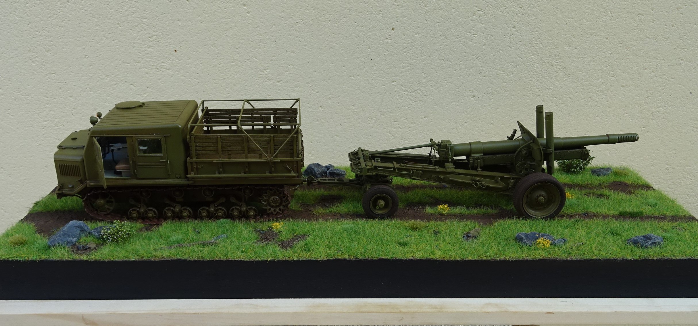Fil rouge 2022 / CCCP * AT-S Tractor & ML-20 152 mm Howitzer Mofd1937 1/35 ( Trumpeter 09514) *** Terminé en pg 6 - Page 6 Dsc00151