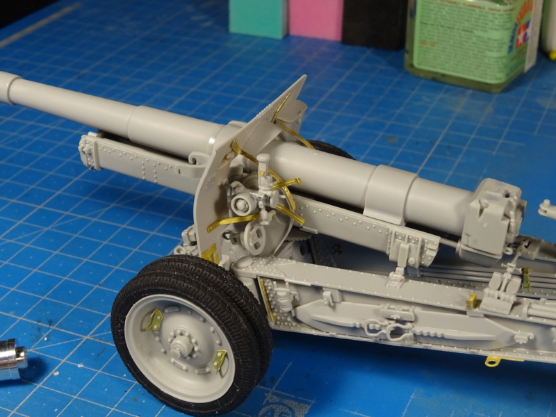 Fil rouge 2022 / CCCP * AT-S Tractor & ML-20 152 mm Howitzer Mofd1937 1/35 ( Trumpeter 09514) - Page 2 Dsc02120