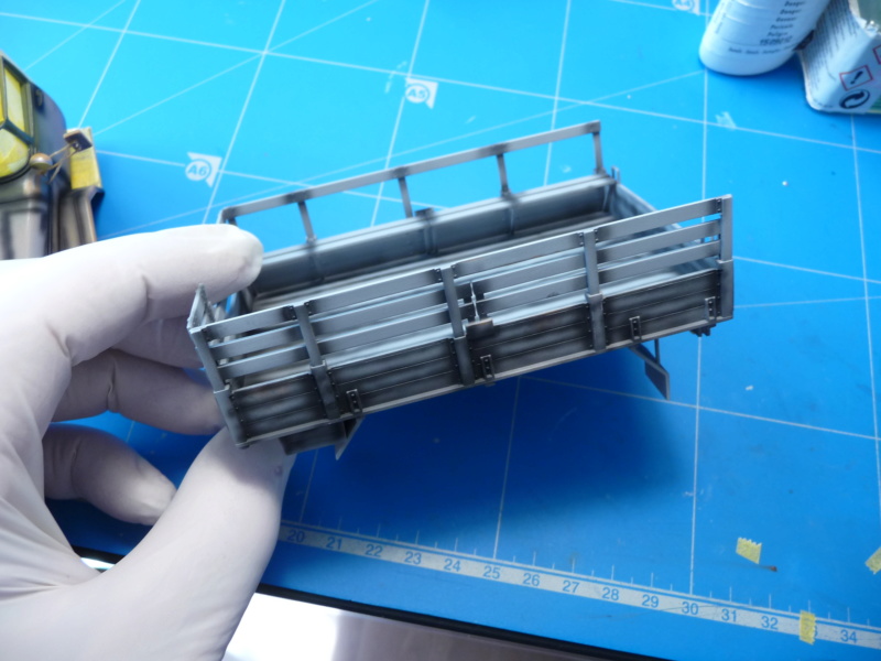 Fil rouge 2019 :Zil-131 (Revell 1/35) avec son équipage (ICM) - Page 2 P1280824