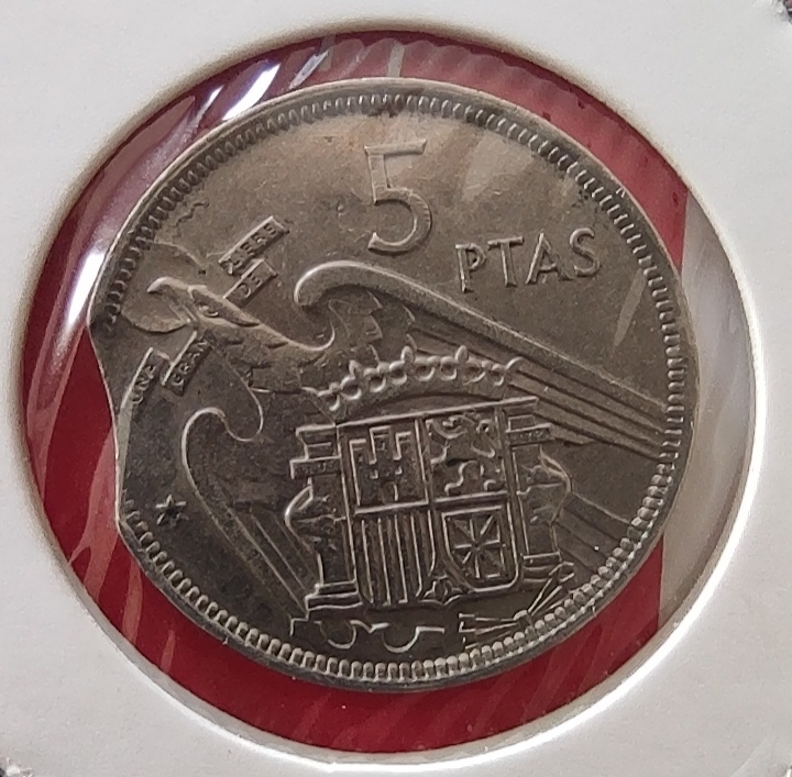 5 pesetas 1957 segmentada 16843112