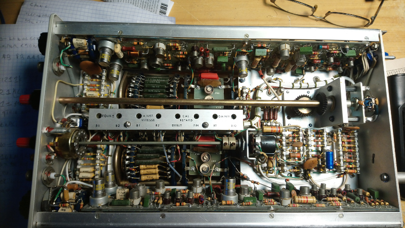 Un oscilloscope CRC (Mon dernier réssuscité) Dsc_0010