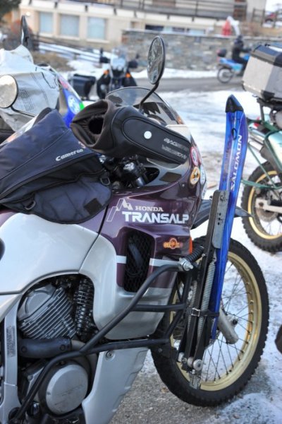 hivernale moto : vers les Marmottes de Saint-Véran Hivern11