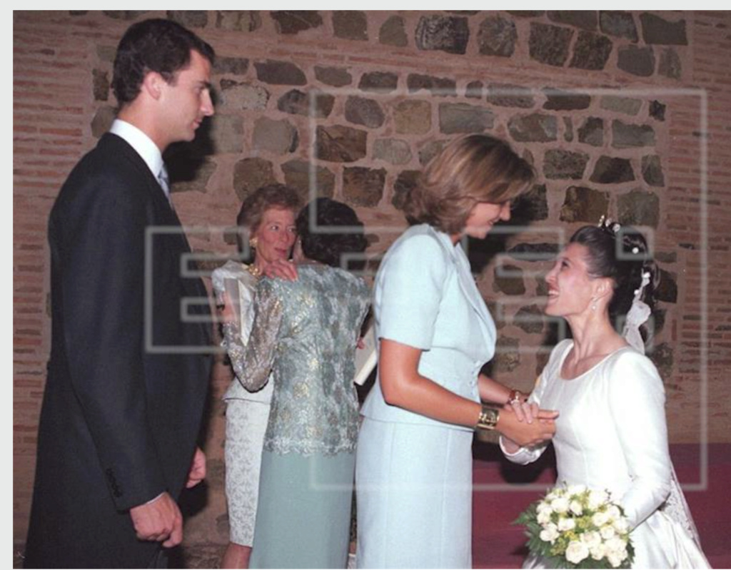 Boda de las Princesas María de Borbón 2 Sicilias y Orléans con Simeon de Austria Cap12676