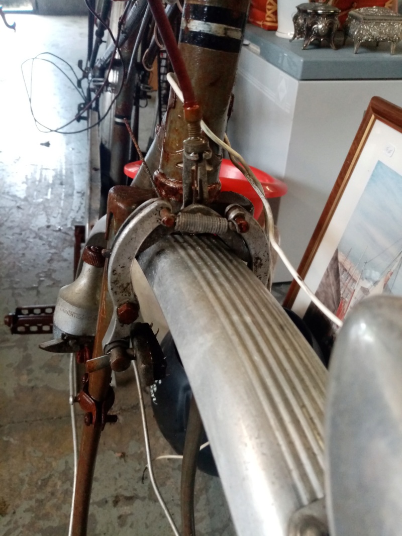 vélo mixte BONNEFOND 1946-48  03714