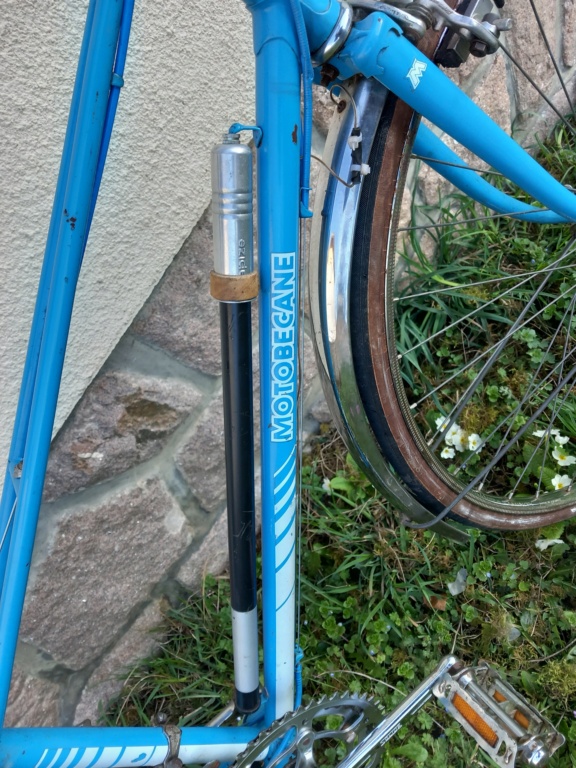 MOTOBECANE D10M 1977 tubes 1020 20230128