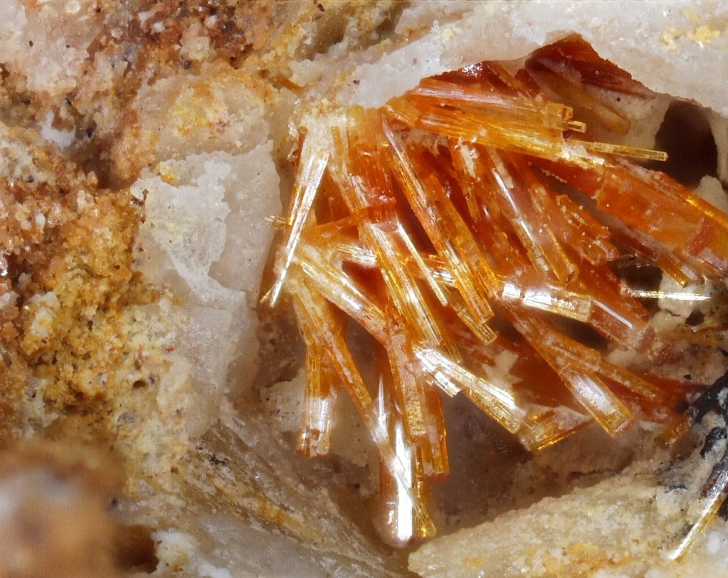 Vanadinite Mibladen Maroc  2022-148