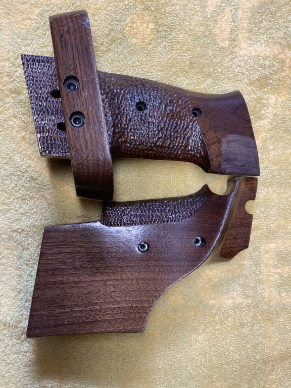 WTS - RH Fung grips for Model 41 - $150 plus shipping Img_0111