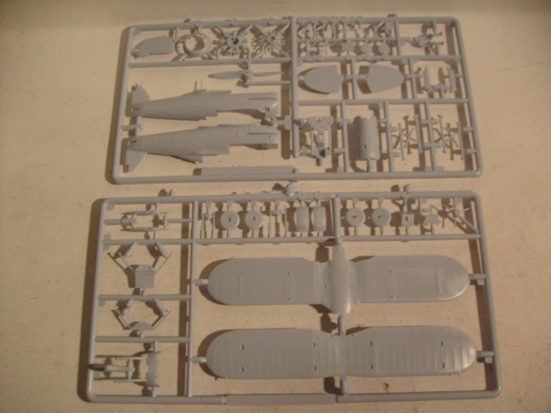 Comparatif GLOSTER GLADIATOR 1/72ème S7302416