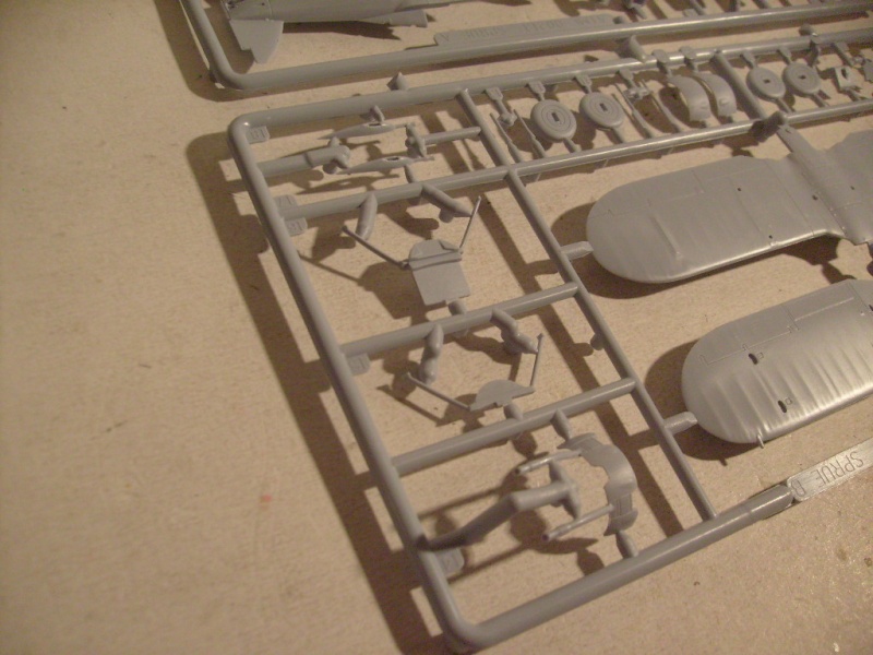 Comparatif GLOSTER GLADIATOR 1/72ème S7302418