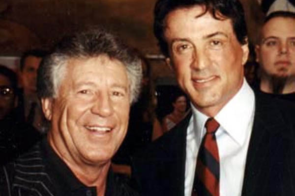 STALLONE et les stars. - Page 15 136and10