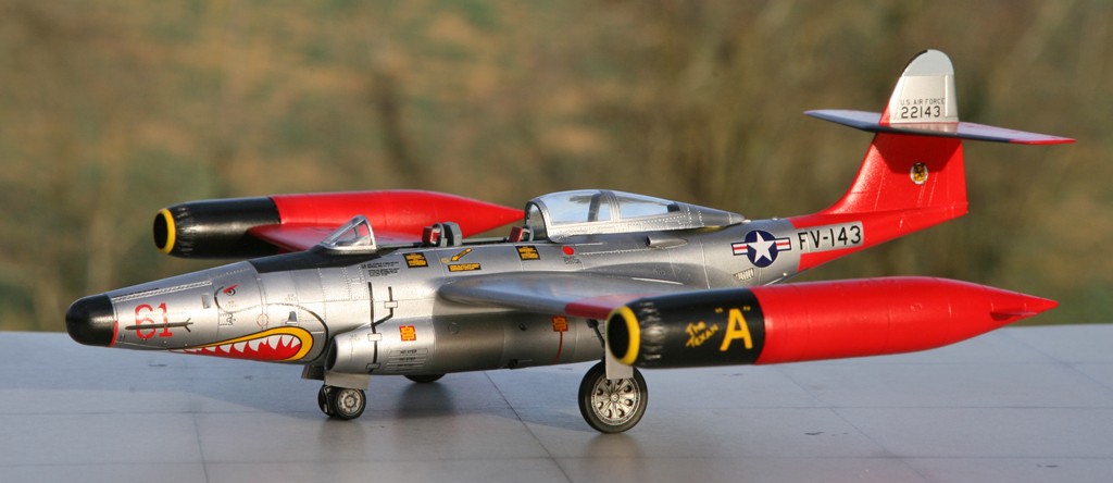 Northrop F-89D "Scorpion" (1:72 - Academy) Img_7713