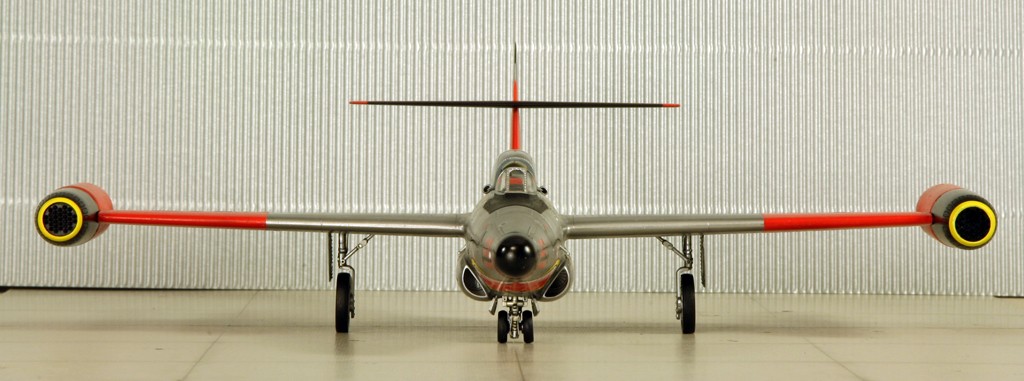 [Academy]  Northrop F-89D "Scorpion" Img_7927