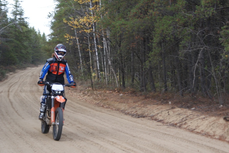 Qubec Moto Loisirs : l'Enduro au Canada! - Page 2 Dsc04412