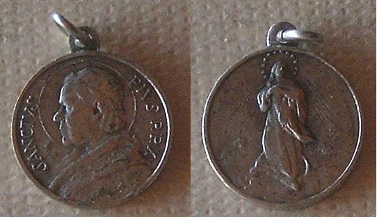 Medallas de Papas (13 ultimas) 00410