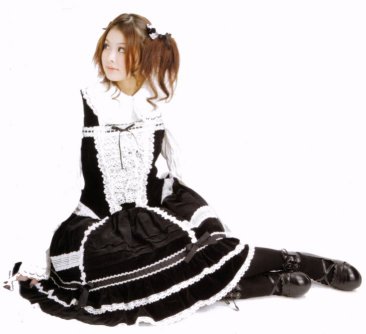 Style japonais => Gothic Lolita Eadbpj10