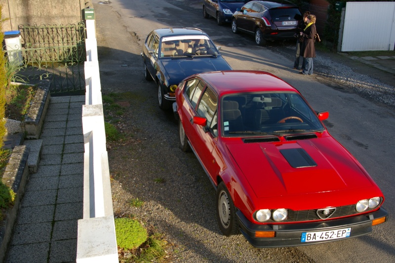 Alfetta GT VS Alfetta GTV6... Imgp6112