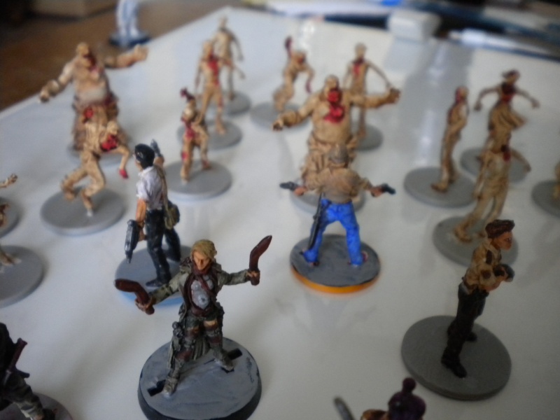 Zombicide: Création de Personnages et nouvelles Armes.  - Page 3 00412