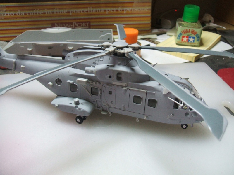 AW 101 Meriln TTI - kit Italeri 1295 1/72 (unimatrix0) Dscf2615