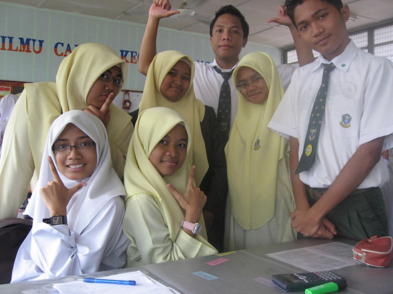 gambar sekolah?? ohyeahhh Img_0311