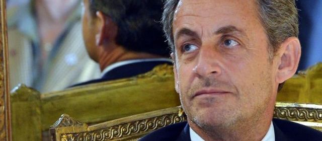 Sarkozy plus fort que DSK !  Il aurait abusé de la faiblesse de Betancourt (la vioque,pas l'otage)! - Page 2 26756310