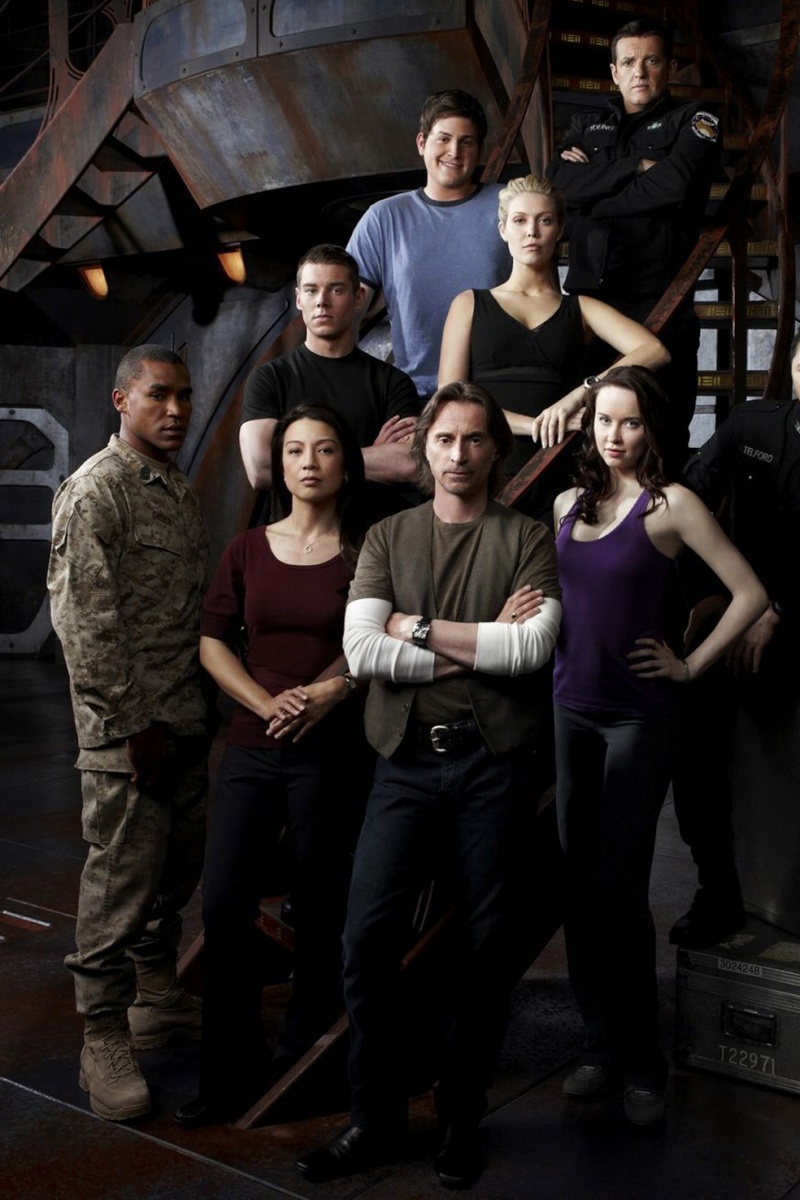 Vive les acteurs Ecossais : TORCHWOOD & Stargate Universe ! Cast_f10