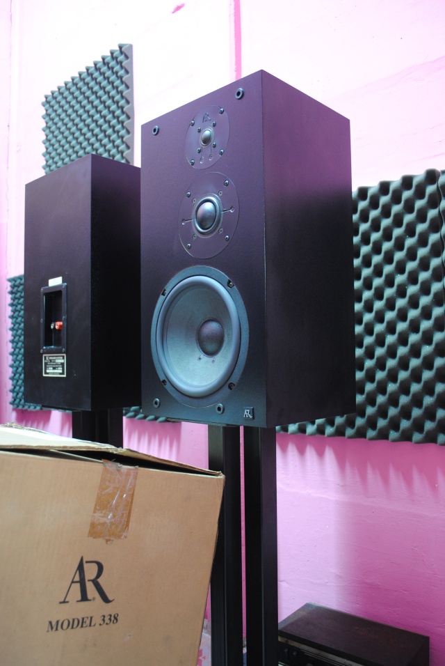 Acoustic Research 338 speakers(used) Dsc_2310