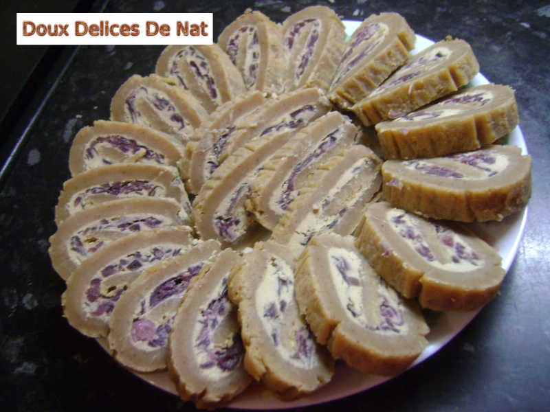 Roulé au foie gras et confit d'oignons rouge : Roula_10