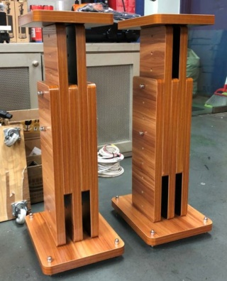 Speaker Stands - Adjustable Height 52 - 87cm 328