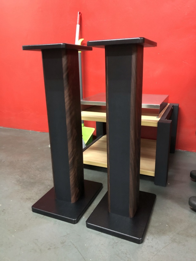 Single Column Speaker Stands (70cm Height) Img_1024