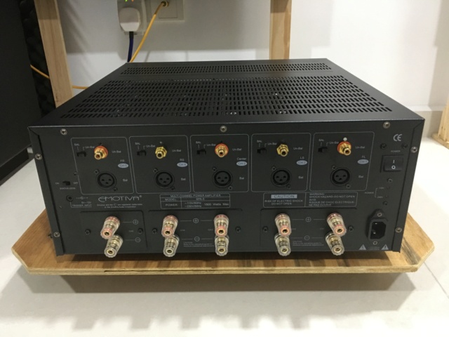 Emotiva XPA-5 5-Channel Power Amplifier [SOLD] Img_2410