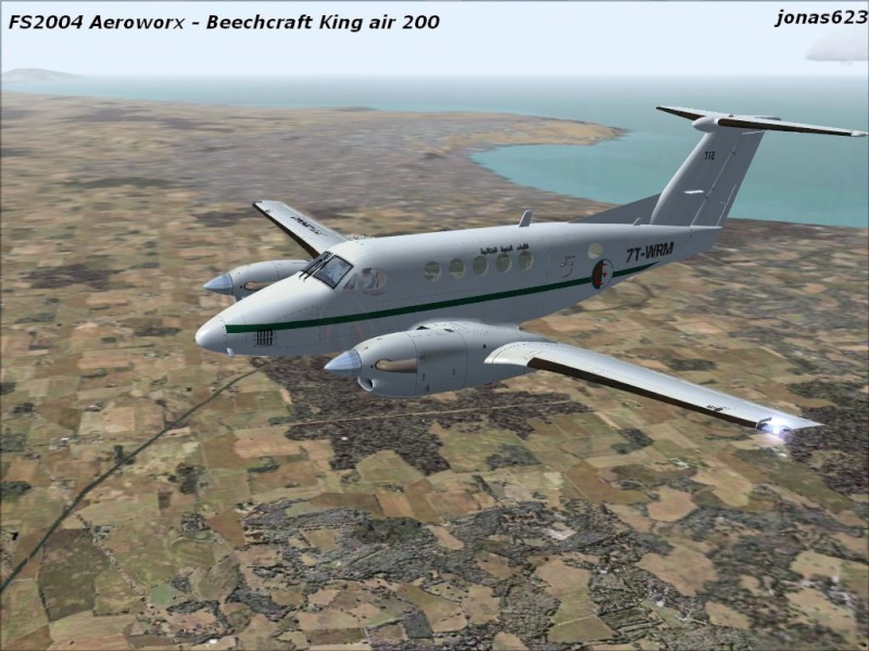 FS2004 Beechcraft king air B200 AAF 114
