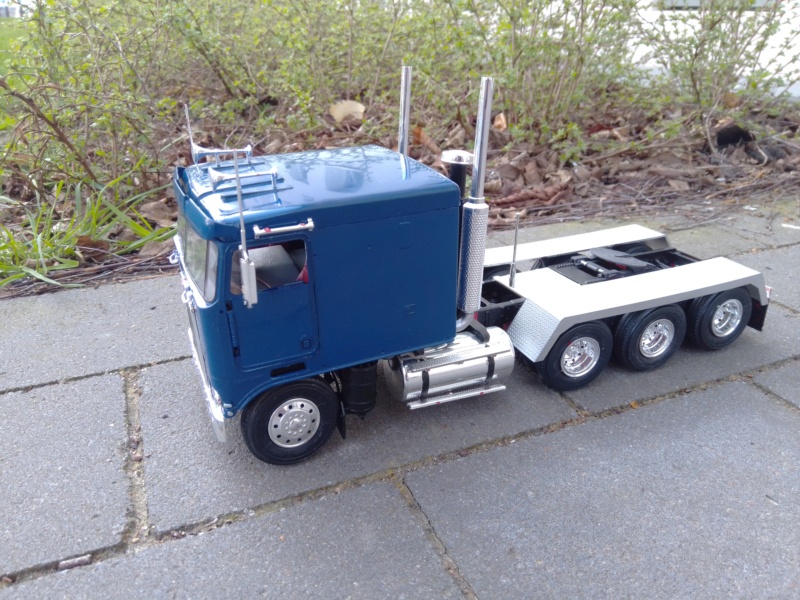 Revell Kenworth K100 Orient Express - Seite 2 Img_2586