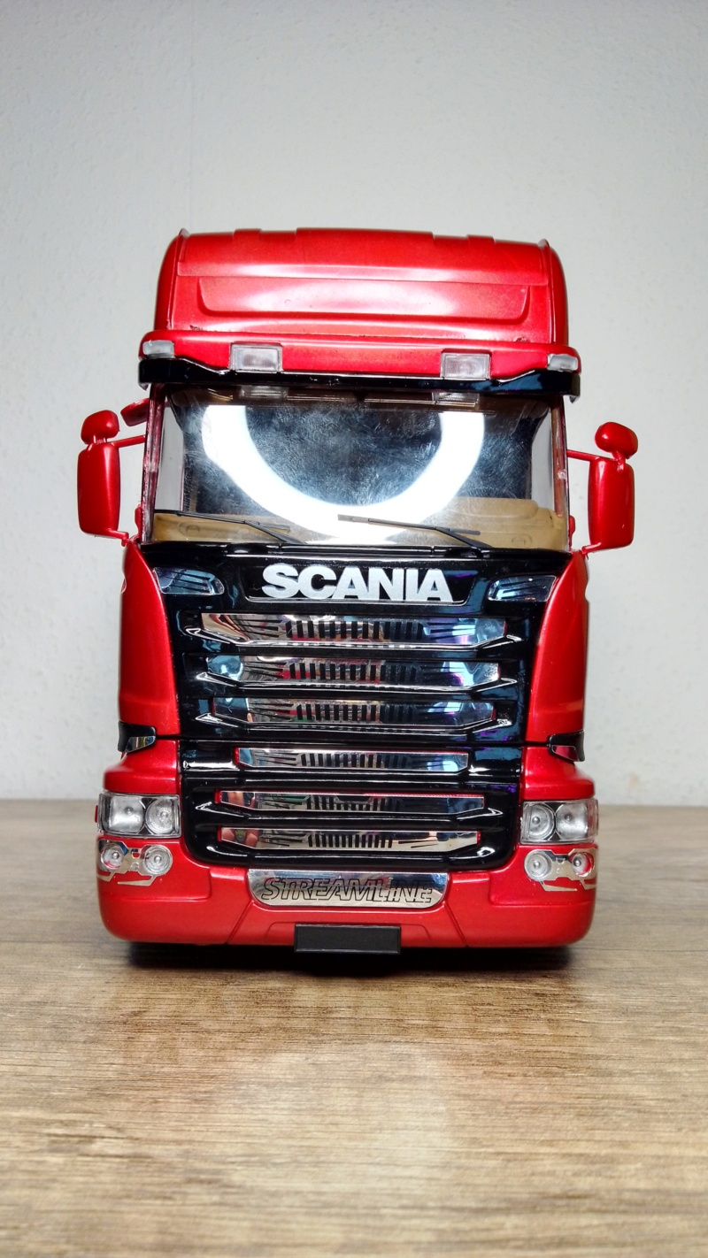 Italeri Scania Streamline  Img_2803