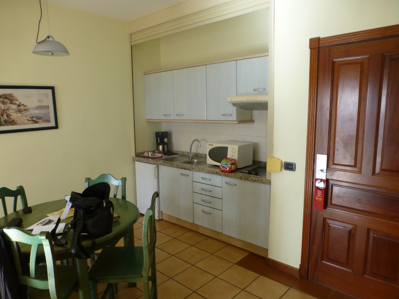 Canary Islands, Lanzarote, Playa Blanca, Pueblo Marinero Apts 05710