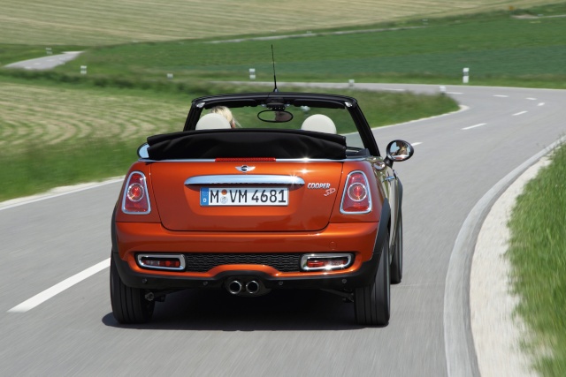 MINI in 2011 - Premiere of the MINI Cooper SD with 2.0-litre turbodiesel engine and 105 kW/143 hp P9007210
