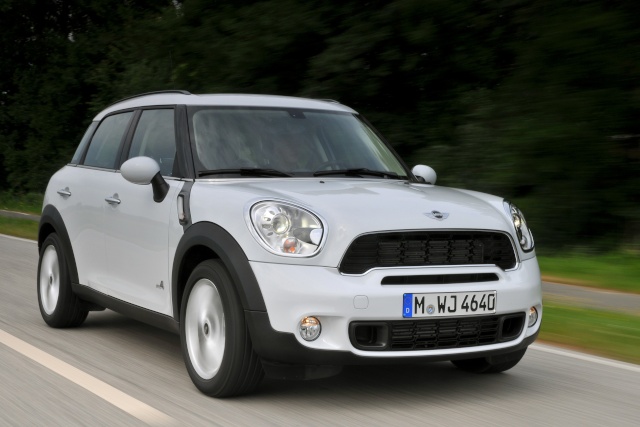 MINI in 2011 - Premiere of the MINI Cooper SD with 2.0-litre turbodiesel engine and 105 kW/143 hp P9007211