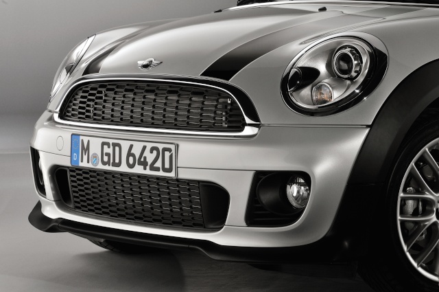MINI in 2011 - John Cooper Works Pack for the MINI and MINI Convertible P9007216