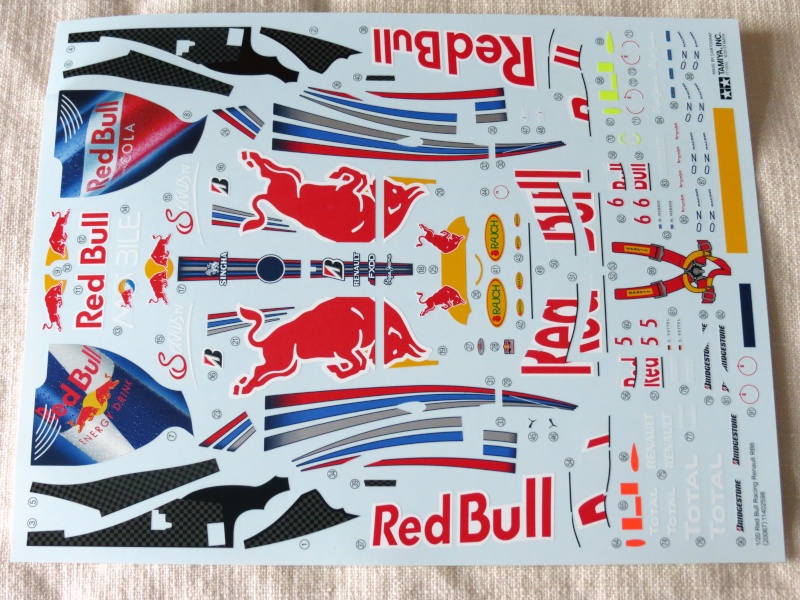 Tamiya Red Bull Racing Renault RB6 Img_1134