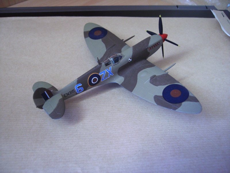 [Airfix] Spitfire Mk.IX Spitfi12