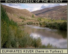 Hadithi qe flet per lumin Eufrat Euphra10